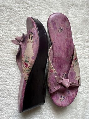 ICON Wearable Art Gustav Klimt Print Leather Wedges